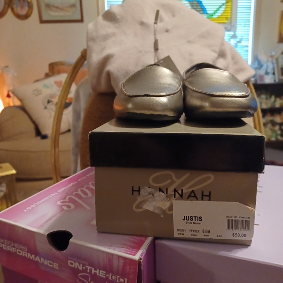 Hannah - Picture 4 of 9